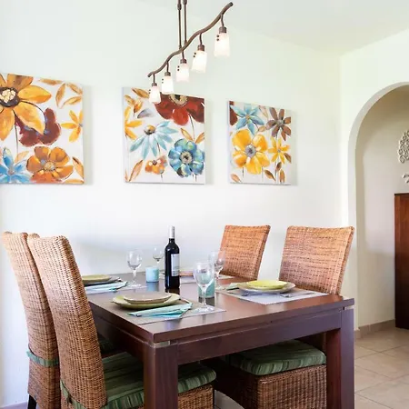 Plaza Apartment